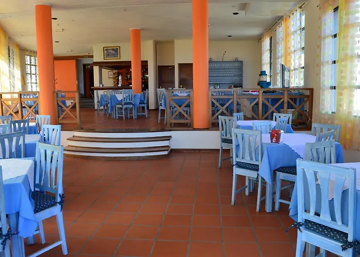 Estalagem Corte Do Norte 蓬塔德尔加达